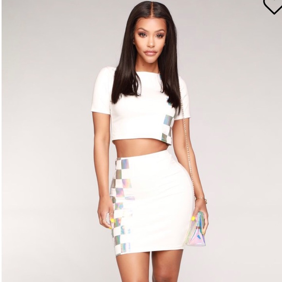 Dresses & Skirts - NWOT! Cute 2 Piece Iridescent Set!